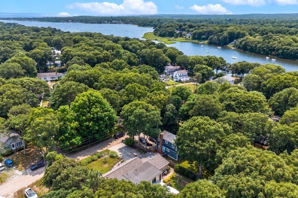 14 Veeder Dr, Falmouth, MA, 14 Veeder Dr, Falmouth, MA Photo #3