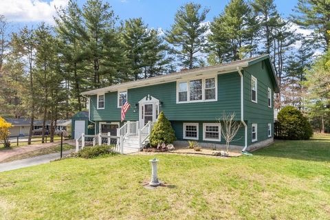 Photo of 25 Porter Road, Chelmsford, MA 01824 (MLS # 73507715)
