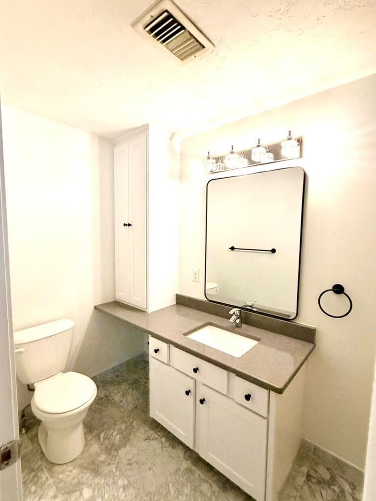 13 Lordvale Blvd 507