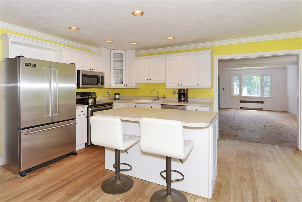 51 Fiske Hill Rd
