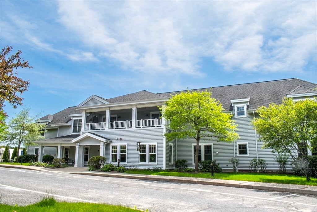 Photo of 43 Kendall Avenue, Sherborn, MA