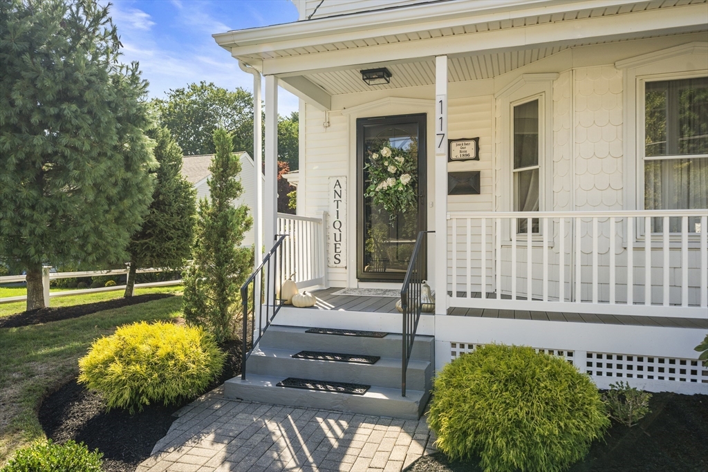 117 Center St