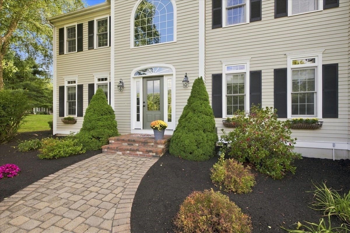 11 Evergreen Rd, Norfolk, MA, 11 Evergreen Rd, Norfolk, MA Photo #2