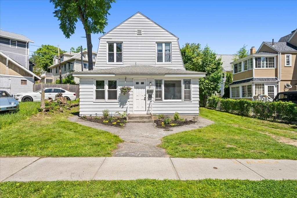 Photo of 4 Howland Terrace, Worcester, MA