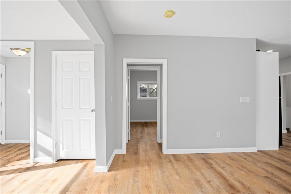 4 Howland Terrace, Worcester, MA Photo #10