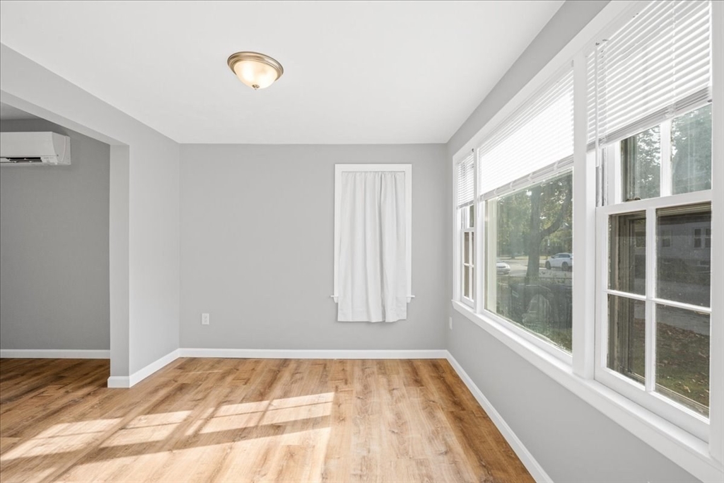4 Howland Terrace, Worcester, MA Photo #17