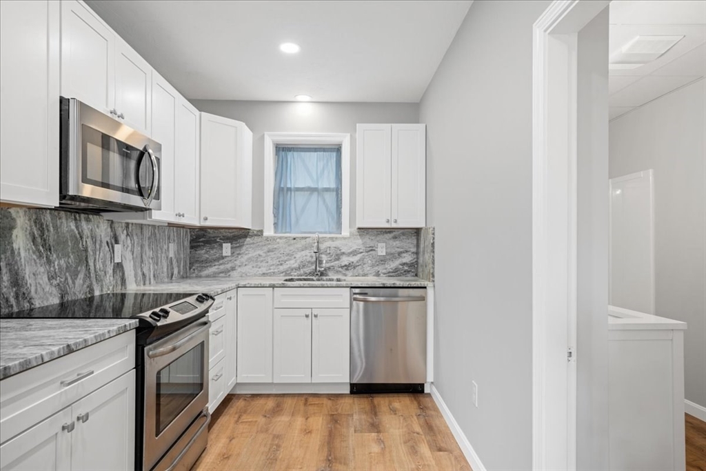 4 Howland Terrace, Worcester, MA Photo #3
