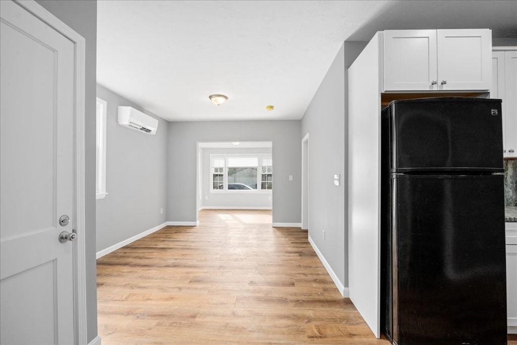 4 Howland Terrace, Worcester, MA Photo #6