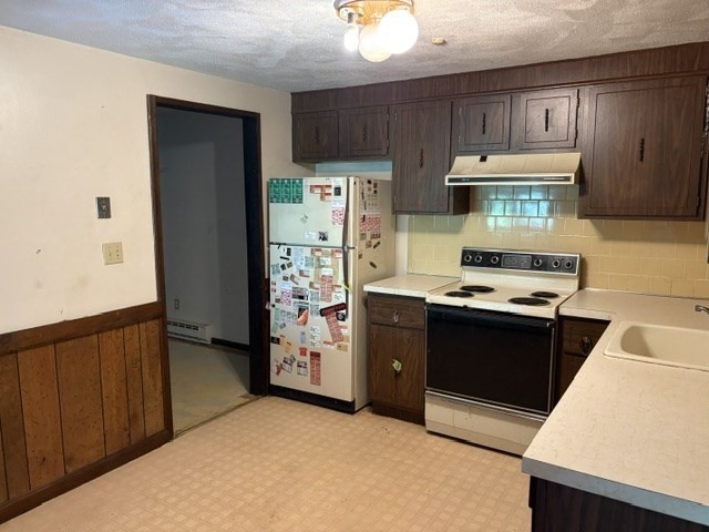 32 Spencer Rd 24M