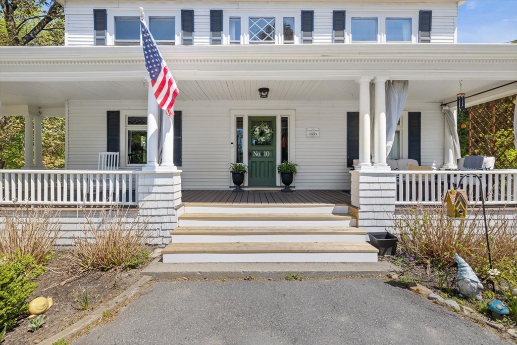 10 Latisquama Rd