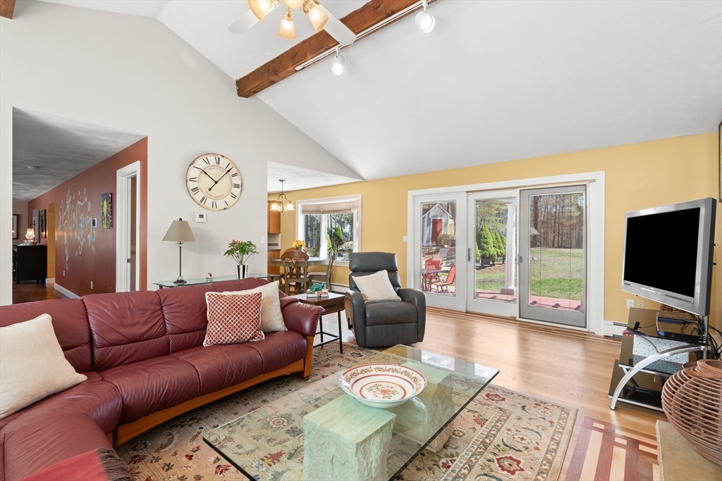 94 Granville Lane