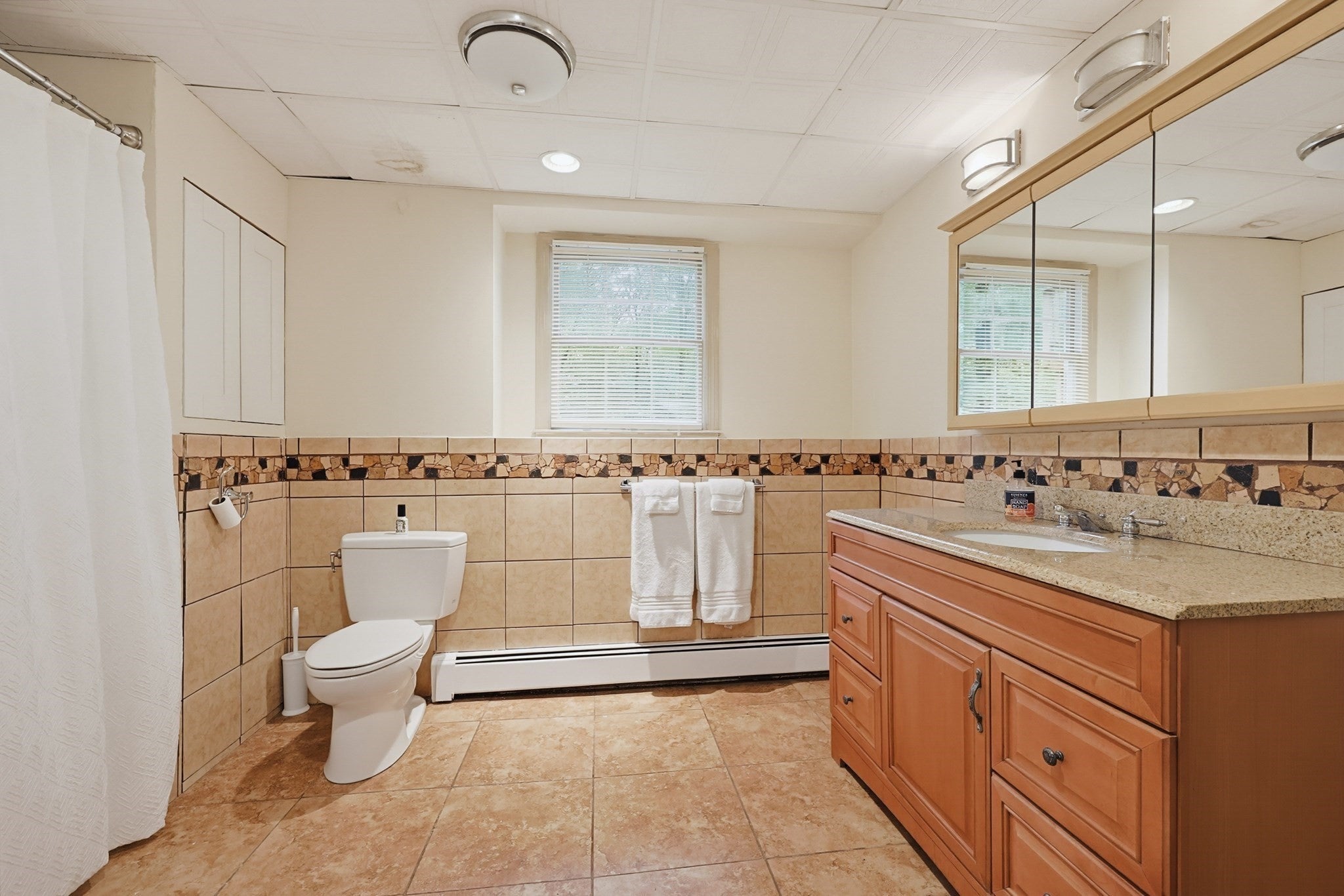 80 Chestnut St, Wrentham, MA Photo #24