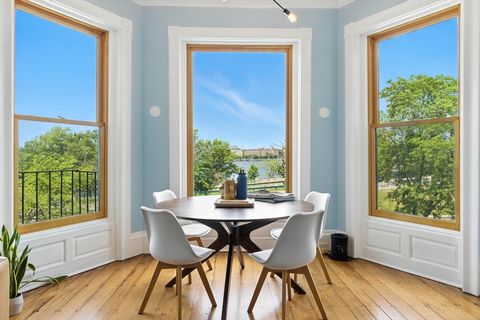 37 Bay State Rd 4 Boston MA 02215