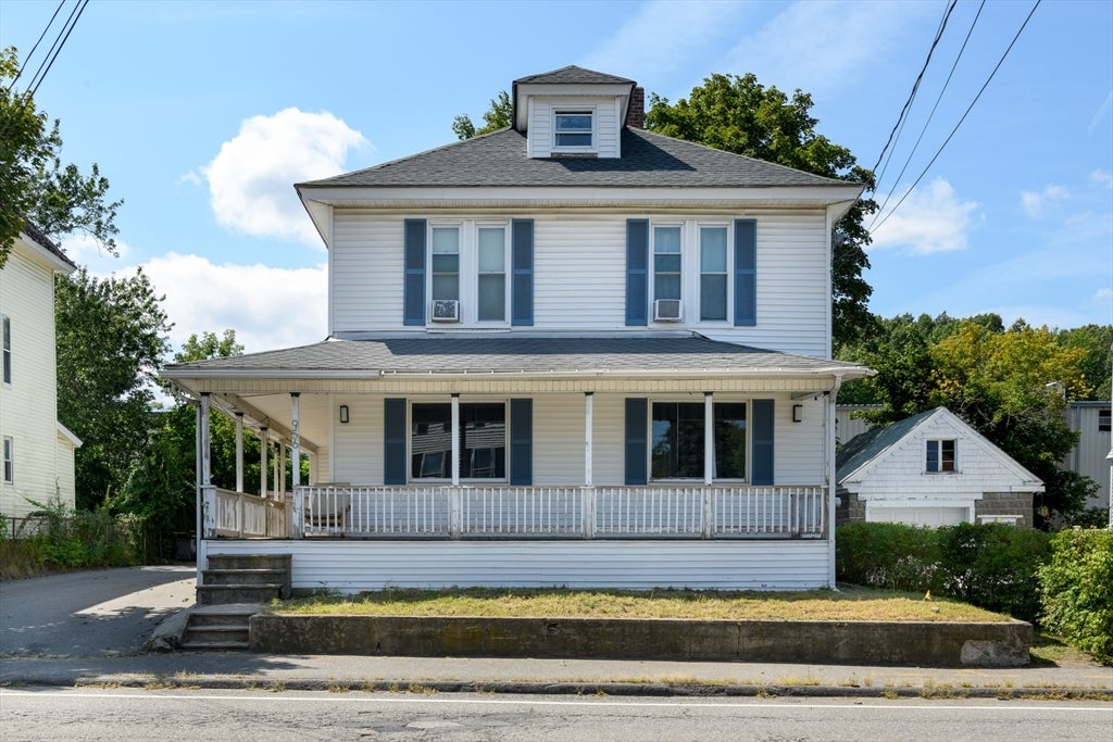 956 Main St, Clinton, MA, 956 Main St, Clinton, MA Photo #2