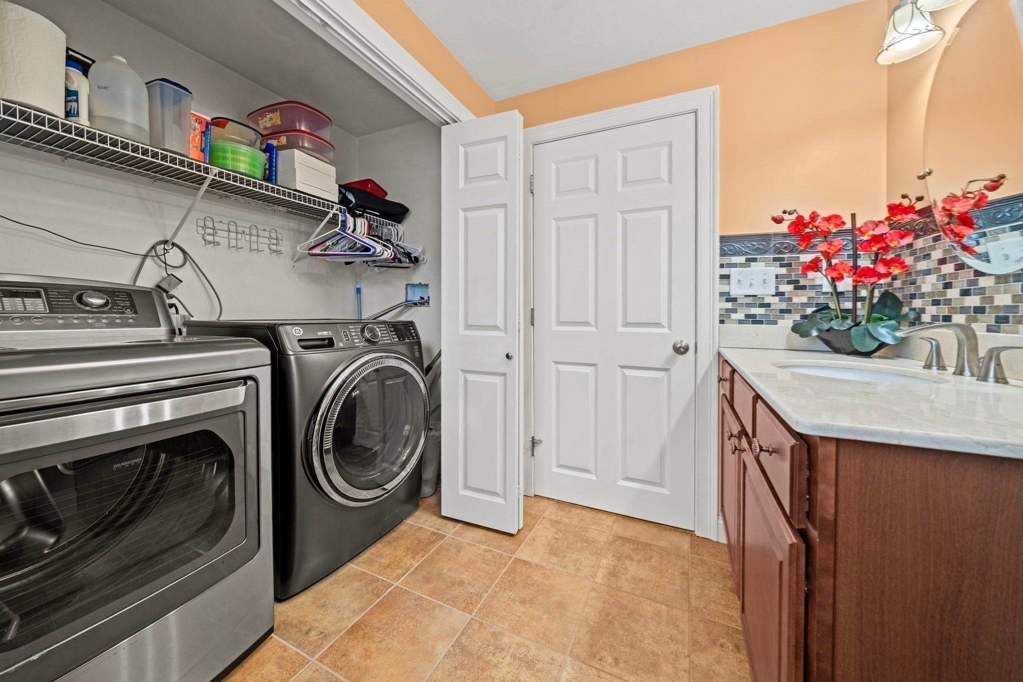 11 Village Ln, Haverhill, MA, 11 Village Ln, Haverhill, MA Photo #13