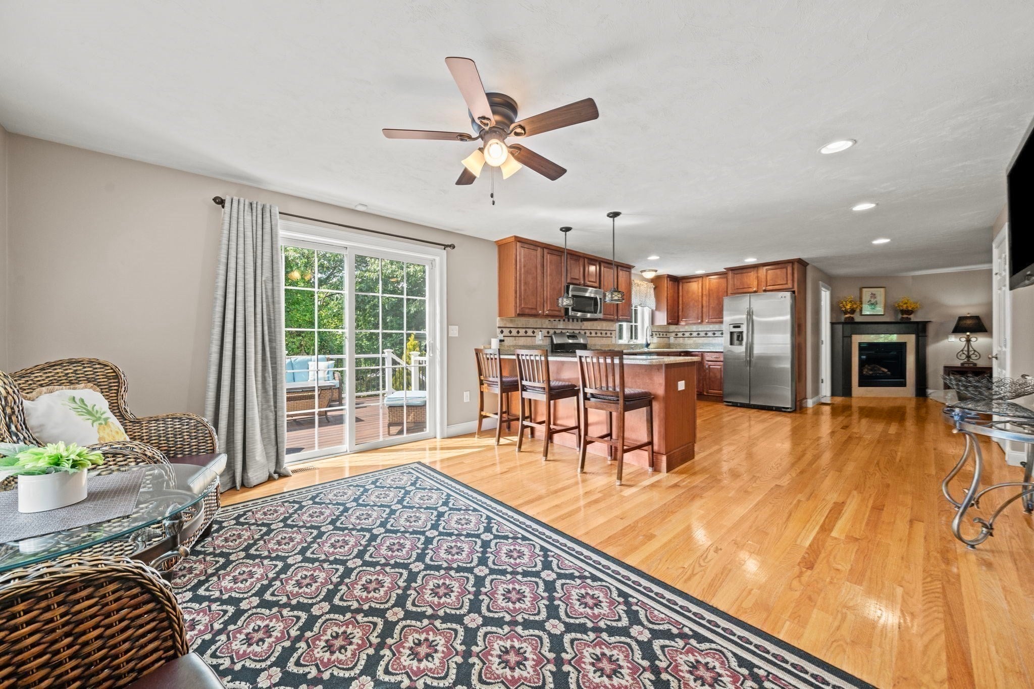 11 Village Ln, Haverhill, MA, 11 Village Ln, Haverhill, MA Photo #6