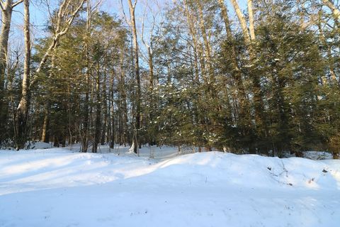 35 Ladd Rd Sturbridge MA 01566