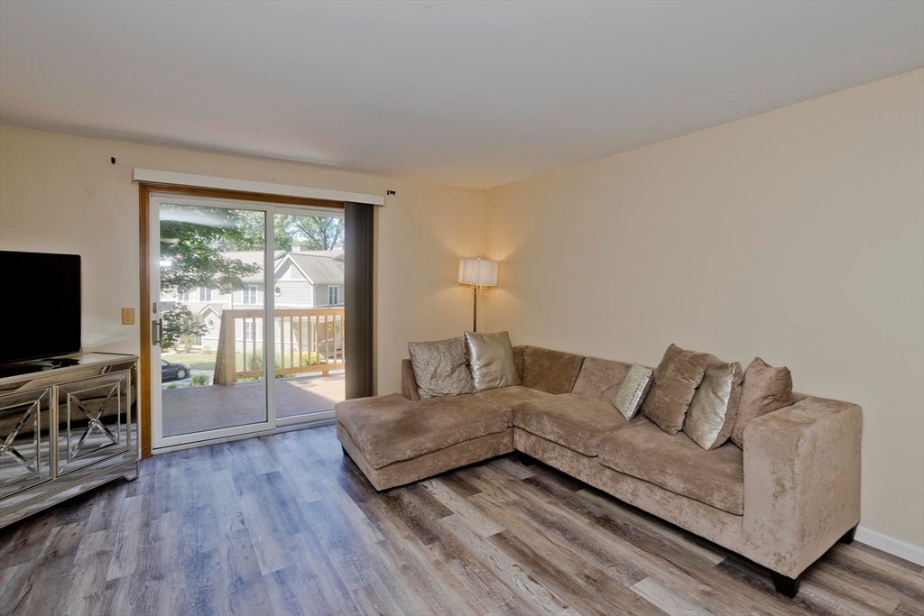 61 Abbey Memorial Dr #187, Chicopee, MA, 61 Abbey Memorial Dr #187, Chicopee, MA Photo #7