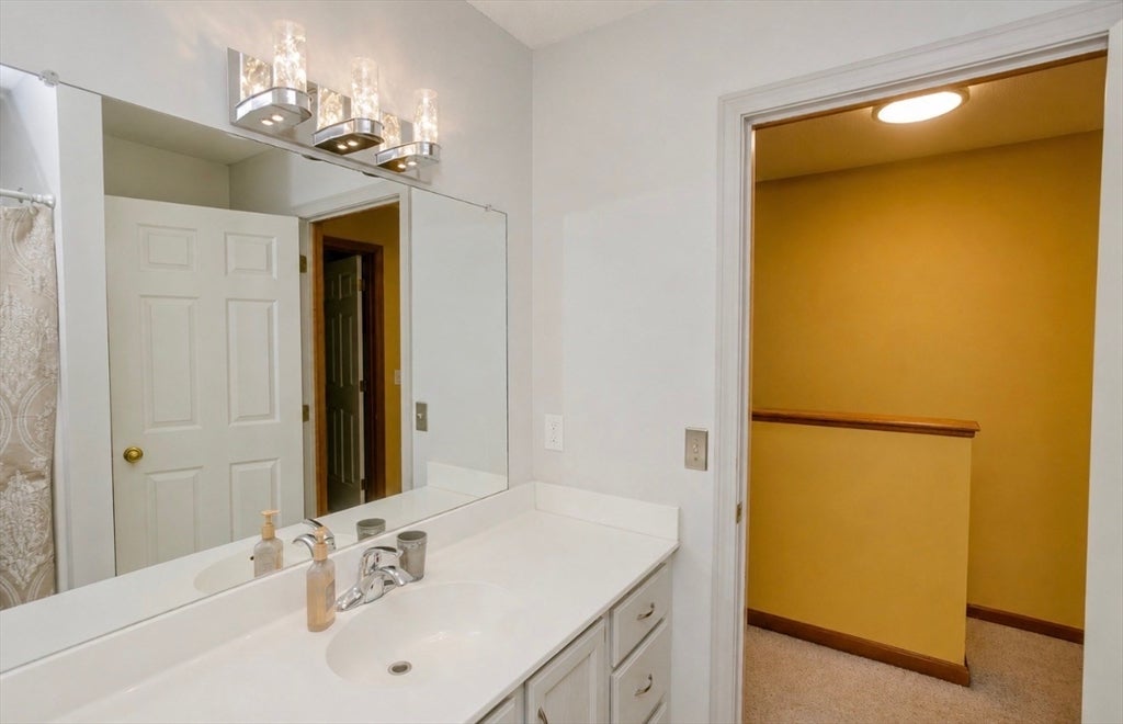 61 Abbey Memorial Dr #187, Chicopee, MA, 61 Abbey Memorial Dr #187, Chicopee, MA Photo #23