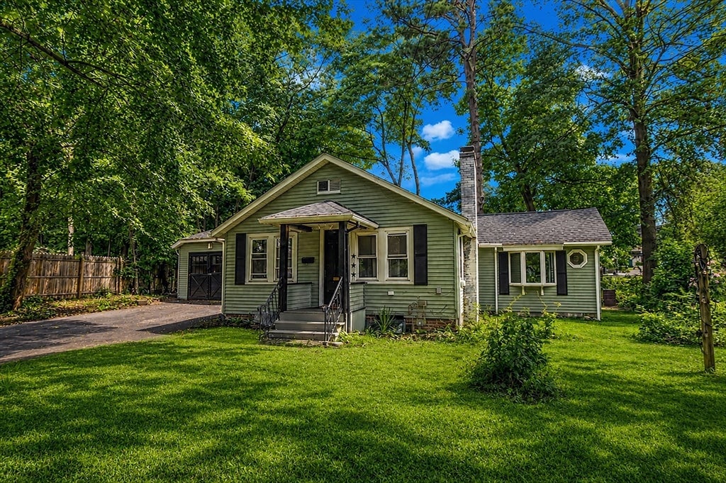 33 Plumtree Road, Springfield, MA, 33 Plumtree Road, Springfield, MA Photo #1
