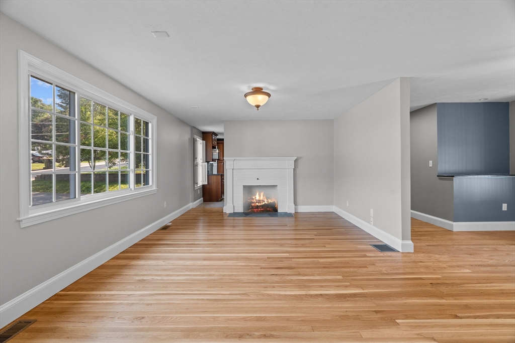 8 Lilian Road