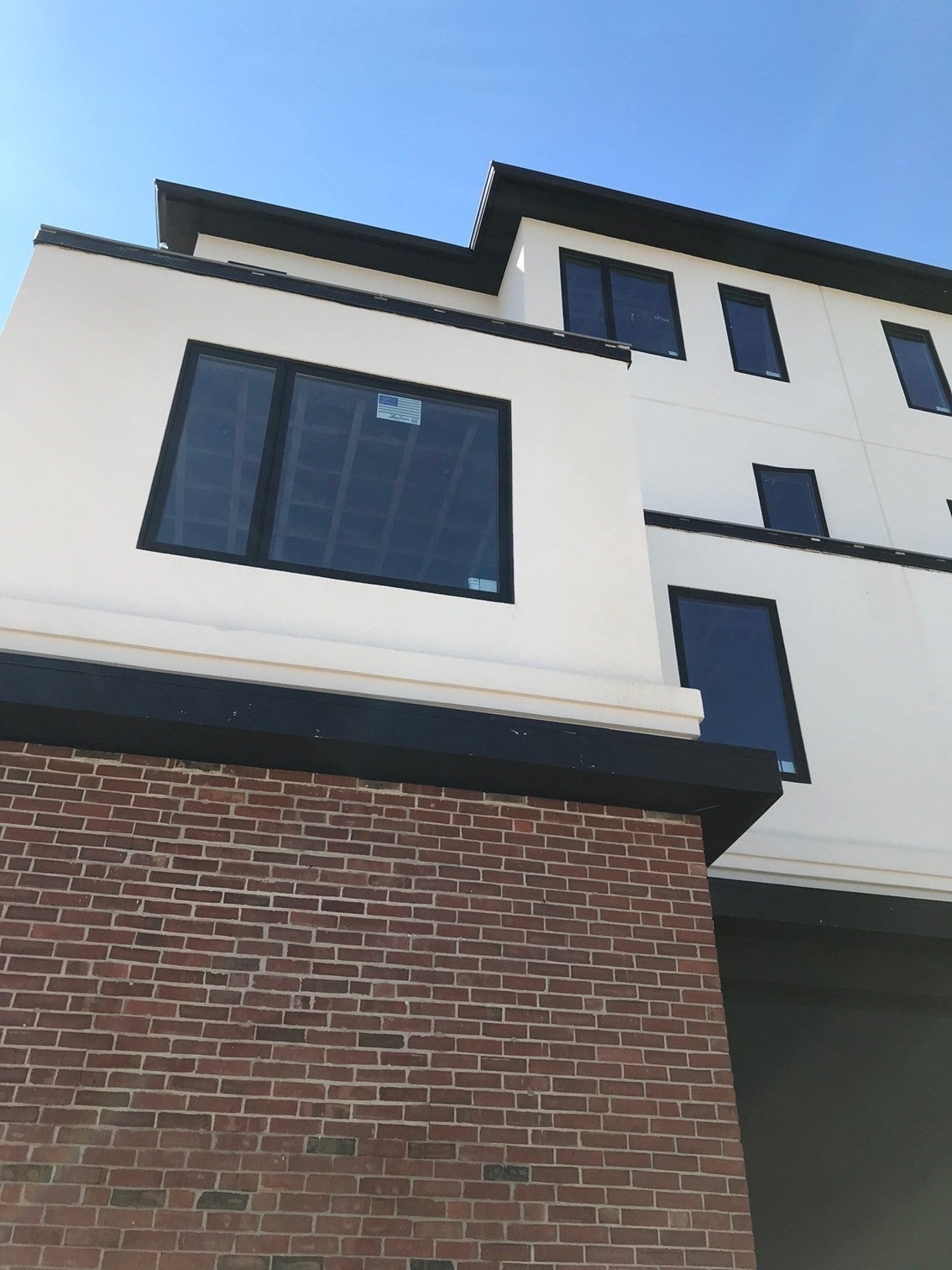 979 Main St 1