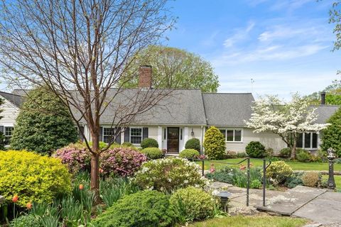 38 Bullard St Sherborn MA 01770