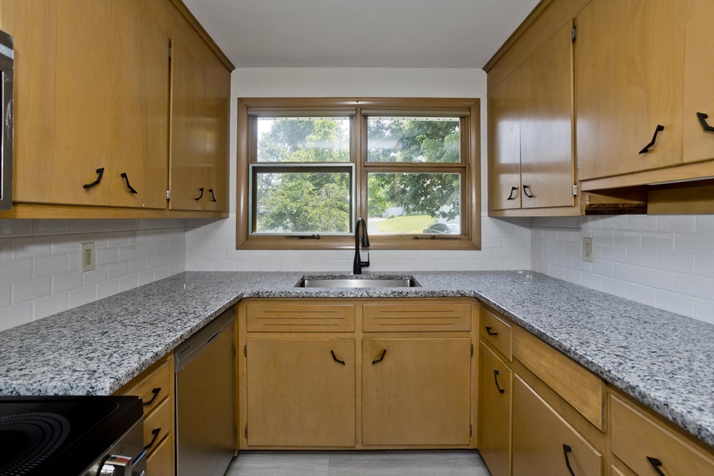 374 Commonwealth Ave