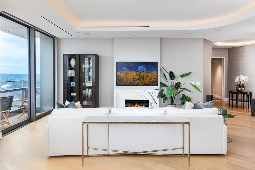 1 Dalton St 5402