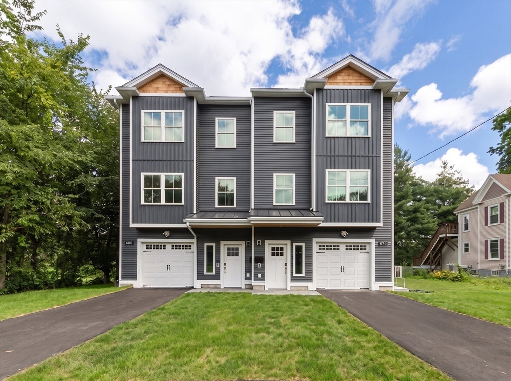 65 Dunstable Rd, Chelmsford, MA, 65 Dunstable Rd, Chelmsford, MA Photo #1