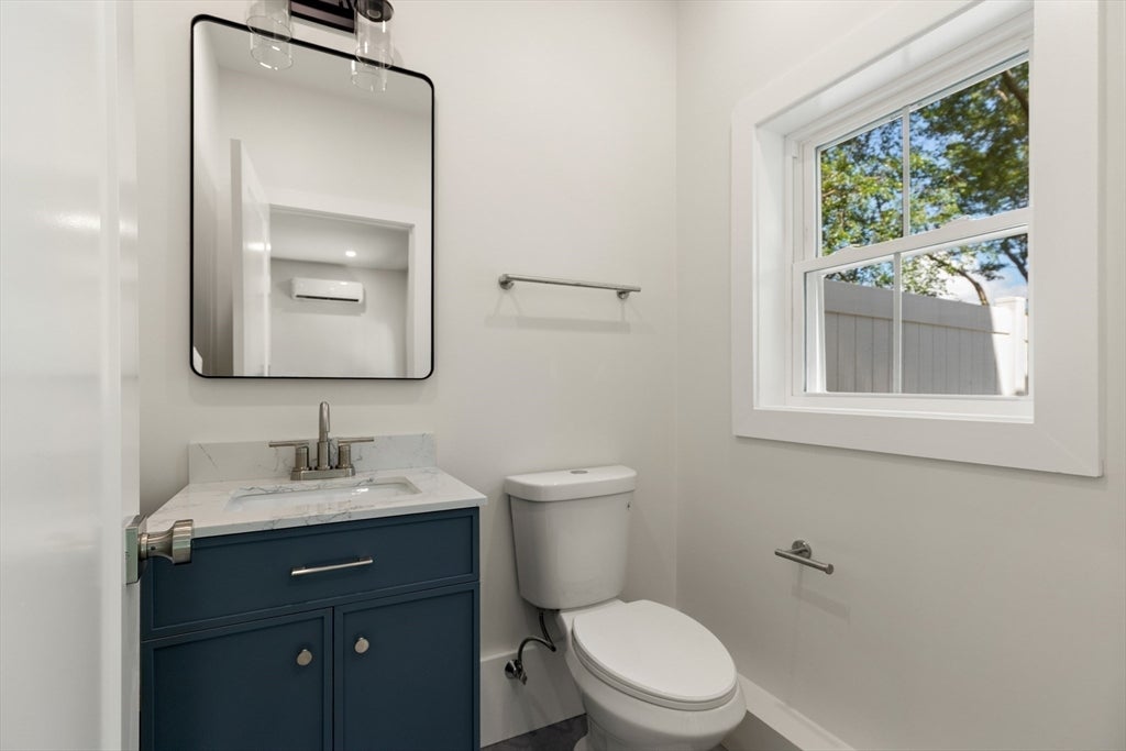 65 Dunstable Rd, Chelmsford, MA, 65 Dunstable Rd, Chelmsford, MA Photo #8