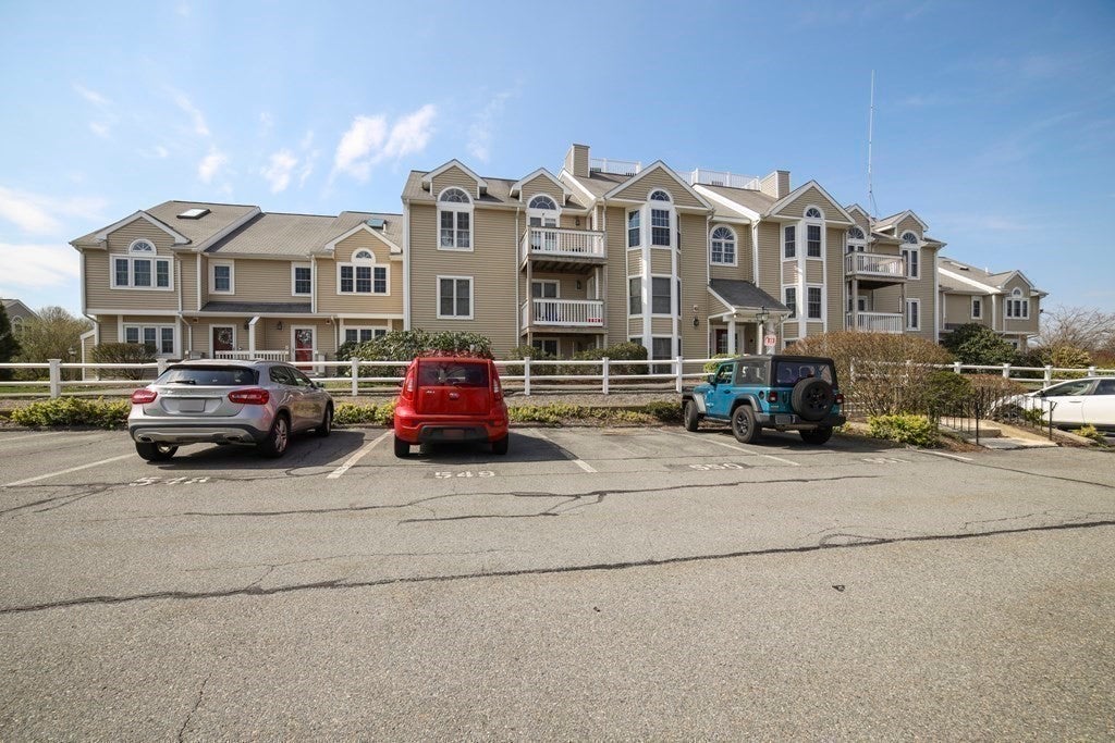 1303 Carriage Ln #1303, Taunton, MA, 1303 Carriage Ln #1303, Taunton, MA Photo #11
