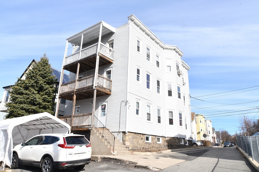 121 Cottage Street