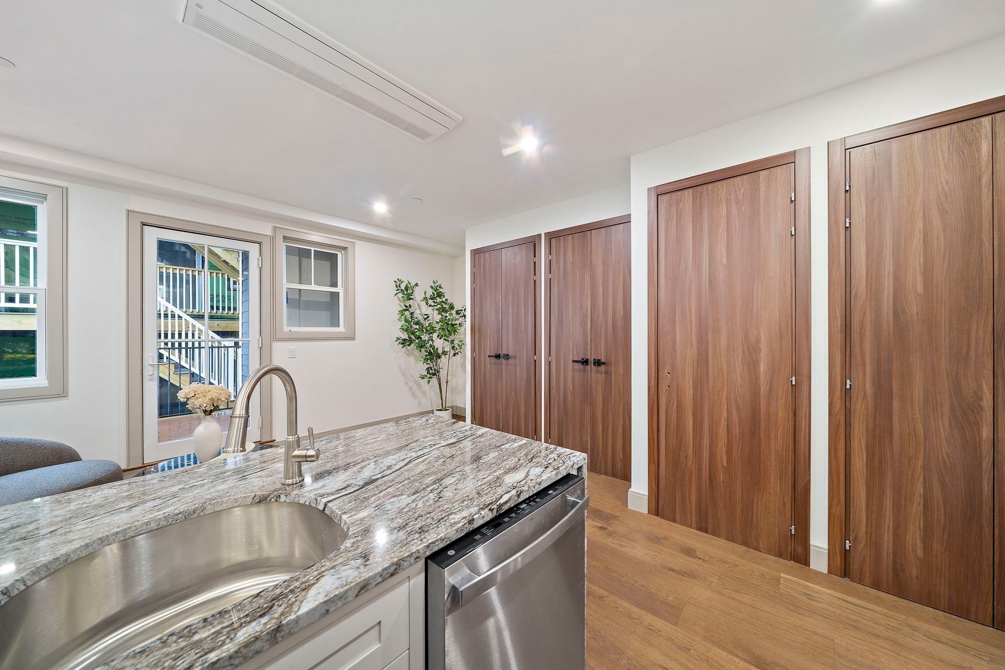 4 Haynes St 1