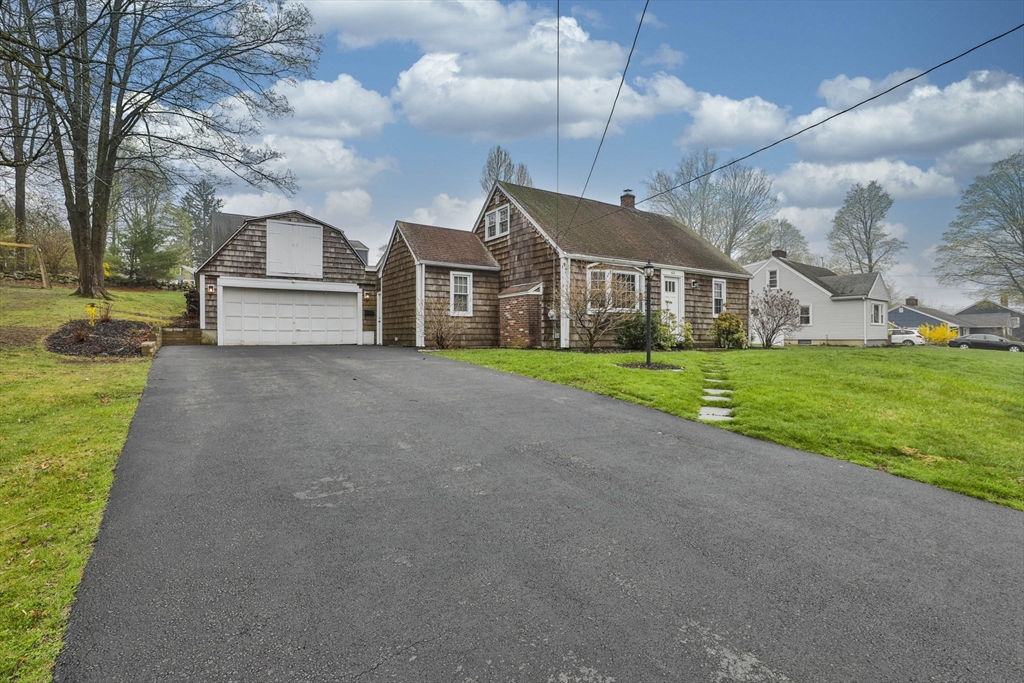 63 Wellington Street