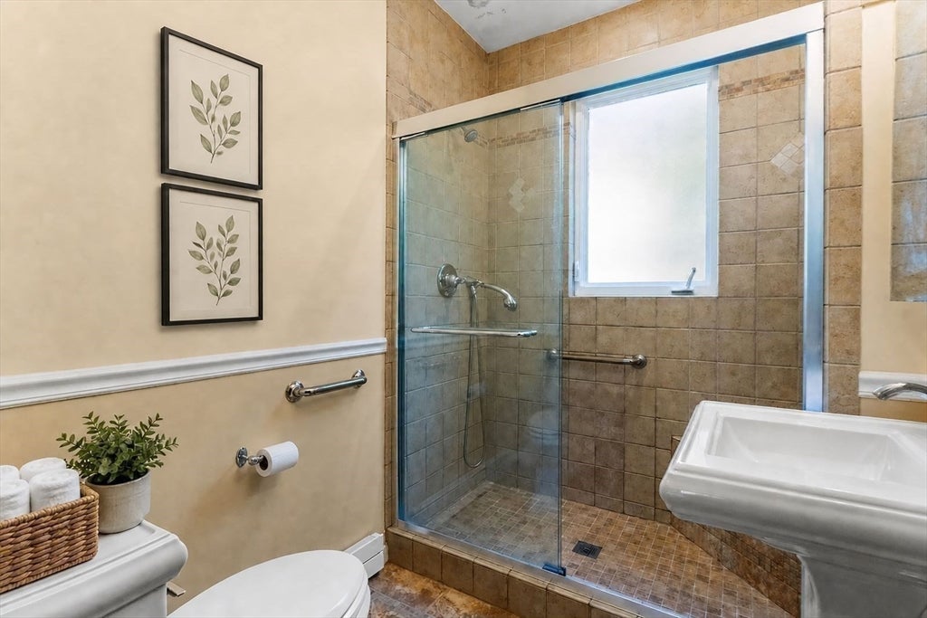 7 Burr ST #1, Boston, MA, 7 Burr ST #1, Boston, MA Photo #19
