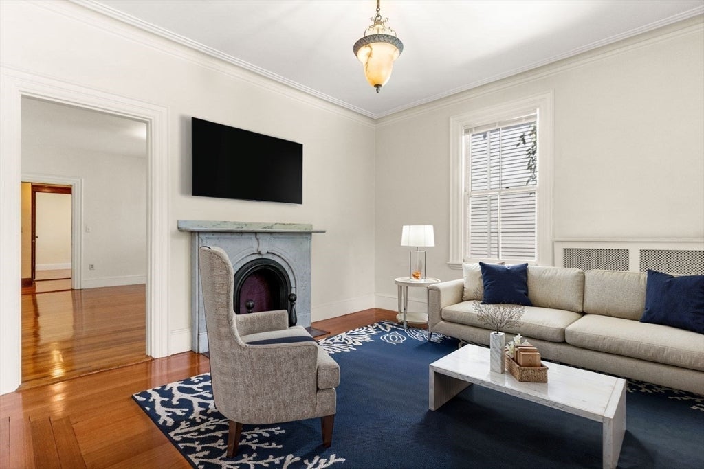 7 Burr ST #1, Boston, MA, 7 Burr ST #1, Boston, MA Photo #3