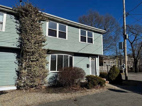 44 Reservoir St 52 Brockton MA 02302