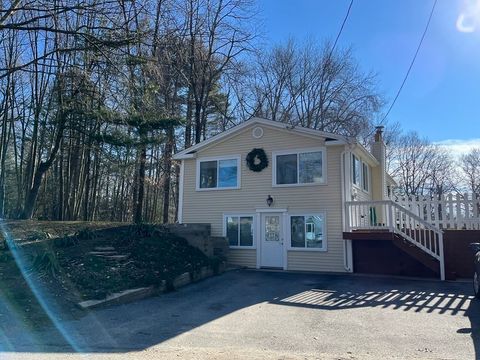 49 Hayden Pond Rd 2 Dudley MA 01571