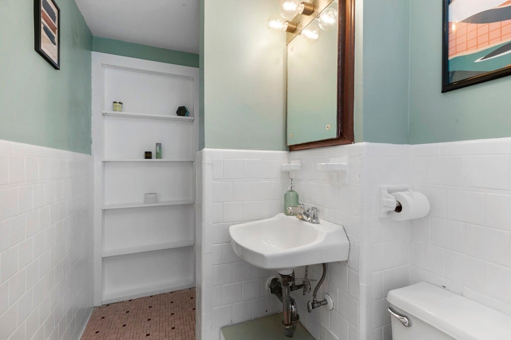 4 Maxdale Rd, Worcester, MA, 4 Maxdale Rd, Worcester, MA Photo #28