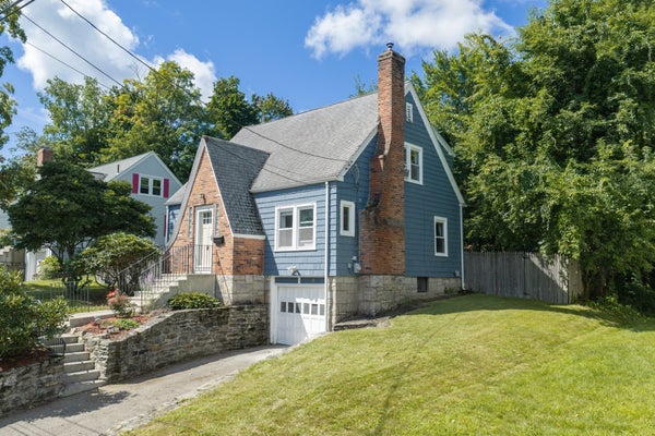4 MAXDALE RD, WORCESTER, MA 01602 - Image e1ca7d683ac55dff35ba7d01aa0f5600/3313768067