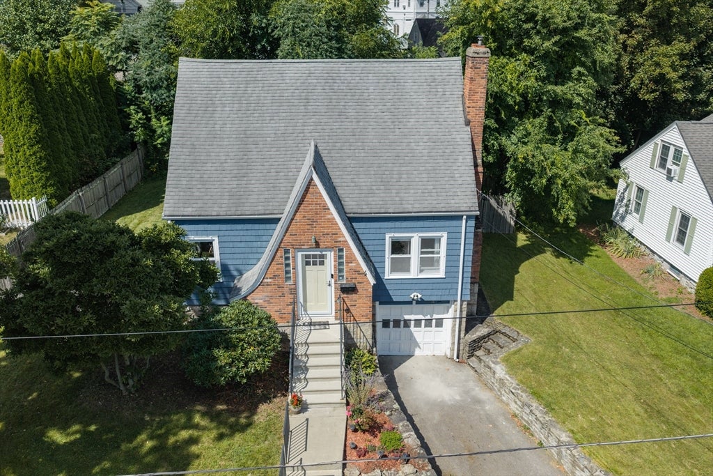 Photo of 4 Maxdale Rd, Worcester, MA