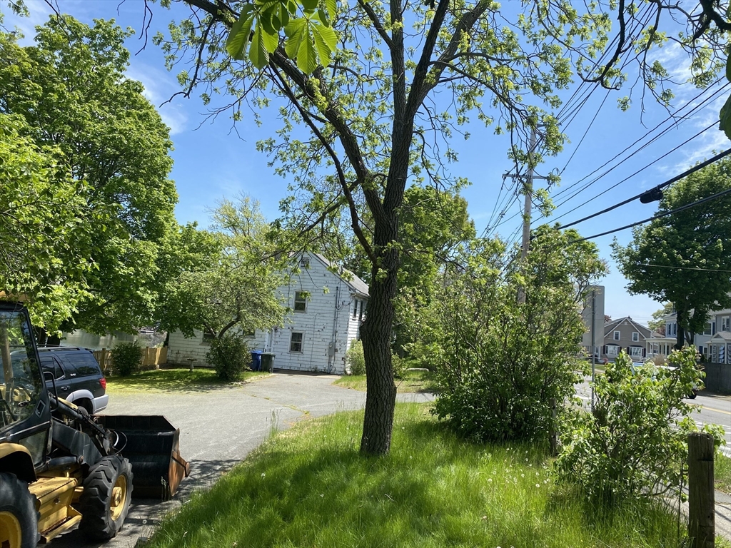 90 Water St