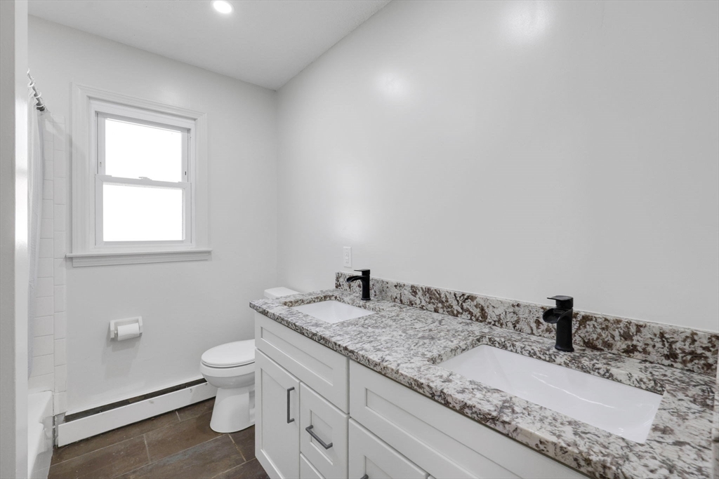 194 Breckenridge St, Palmer, MA Photo #7