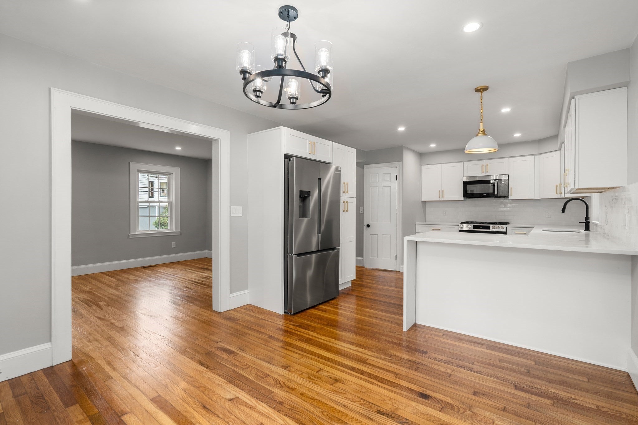 88 Decker St, Milton, MA Photo #12