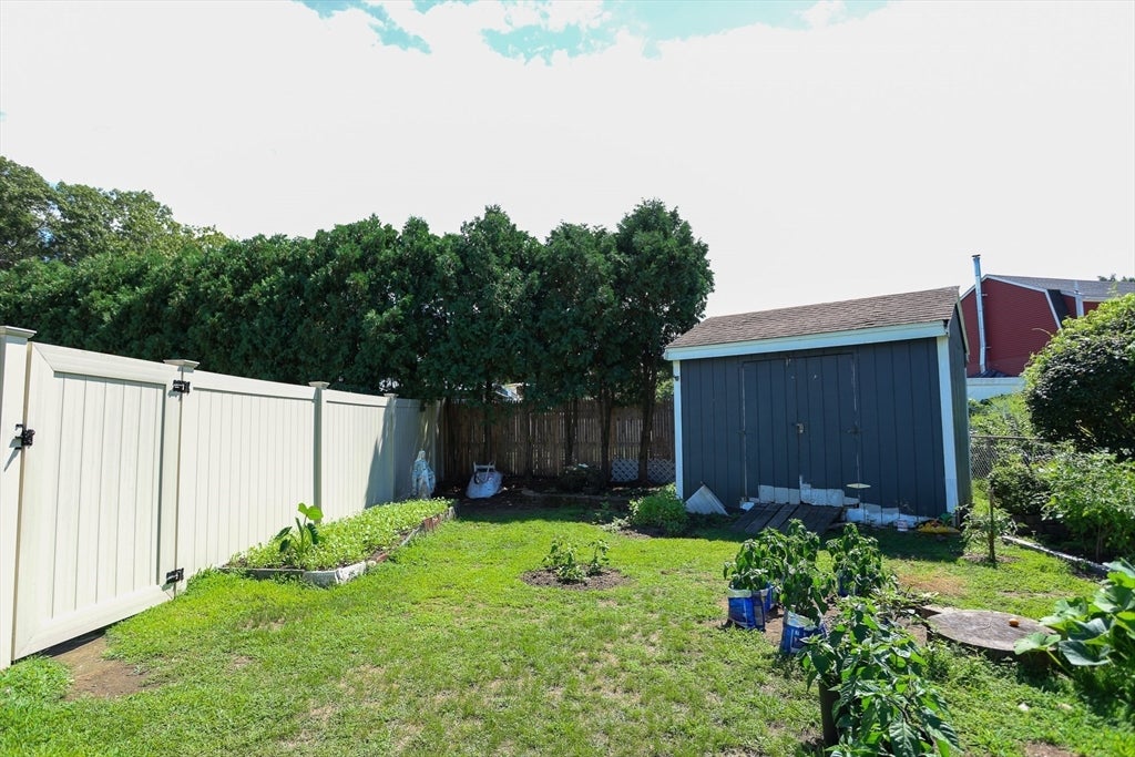 116 Pond St, Billerica, MA Photo #31