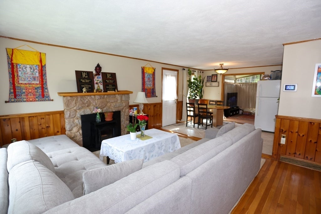 116 Pond St, Billerica, MA Photo #8