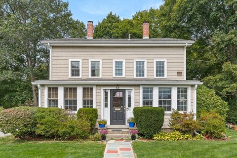 25 Columbia St Wellesley MA 02481