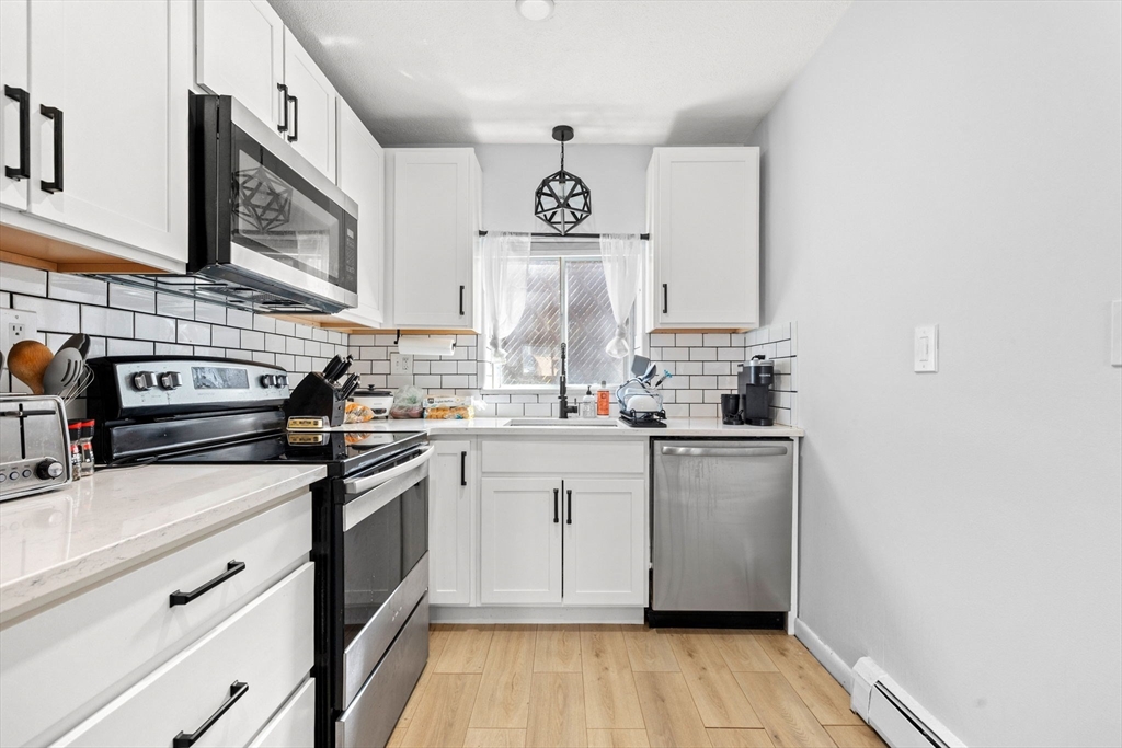 549 Adams St 4