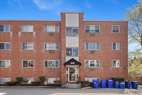 549 Adams St 4 Boston MA 02122